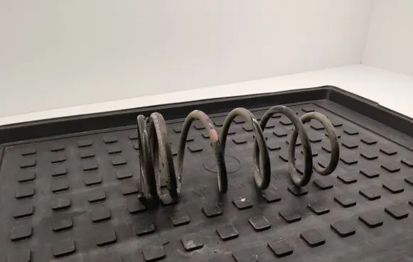 Land Rover Evoque I Rear coil spring