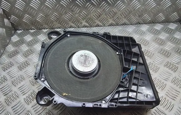 BMW 1 E81 E87 Subwoofer speaker 65139143986 6513914398601 9143986