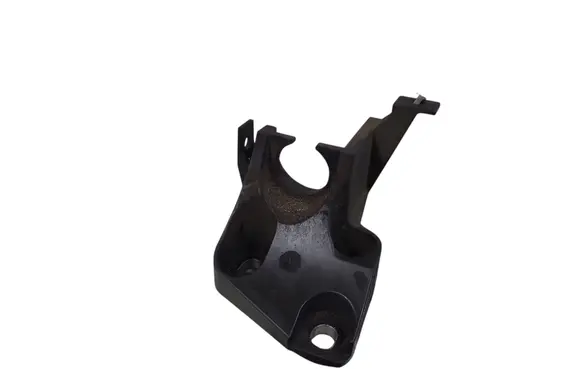 Peugeot 508 Gear shift cable bracket 9685404080