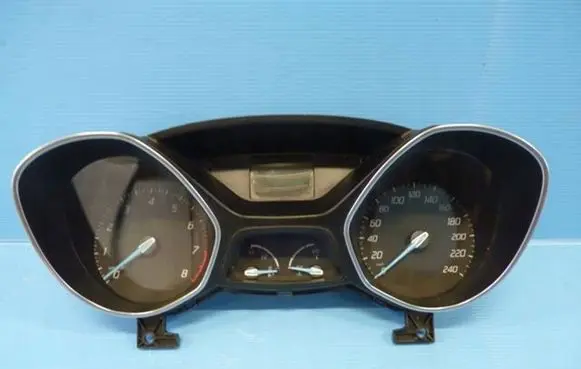 Ford Focus Speedometer (instrument cluster) BM5t10849at