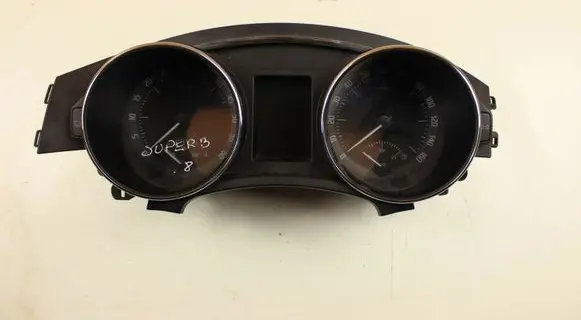 Skoda Superb B6 (3T) Speedometer (instrument cluster) 3T2920940D