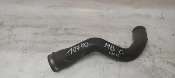 Mercedes-Benz C W203 Engine coolant pipe/hose