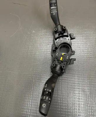 KIA Ceed Wiper turn signal indicator stalk/switch 93404J7950 2101200000807