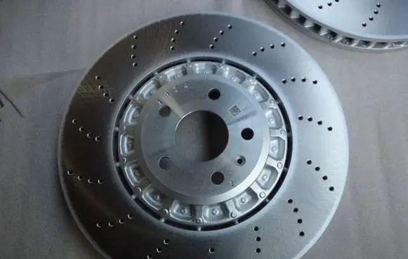 Audi A1 Front brake disc 4M0615301BJ