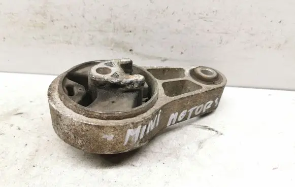 Mini One - Cooper Coupe R56 Engine mount bracket