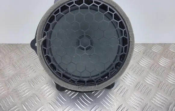 Audi Q8 Front door speaker 4M8035415