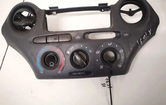 Toyota Yaris Climate control unit 554120d010 55412-0d010