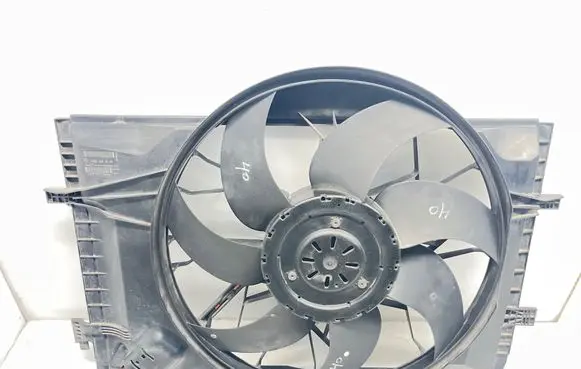 Mercedes-Benz CLK A209 C209 Electric radiator cooling fan A2035001693