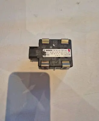 Mercedes-Benz C W205 Distronic sensor radar A0009052616