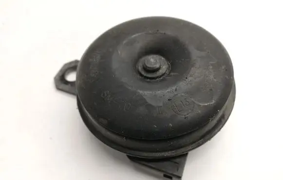 Toyota RAV 4 (XA50) Horn signal E13000030