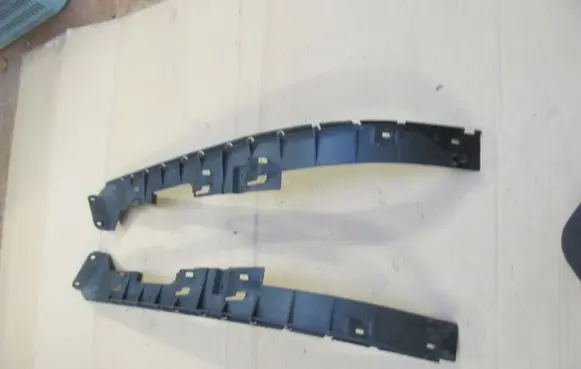 Seat Toledo II (1M) Rear bumper mounting bracket 1M5807394E