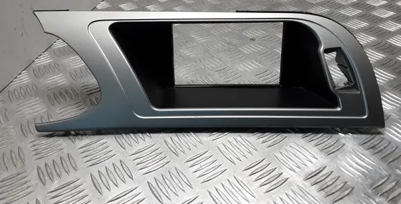 Audi A4 Allroad Radio/GPS head unit trim 8K1857186H