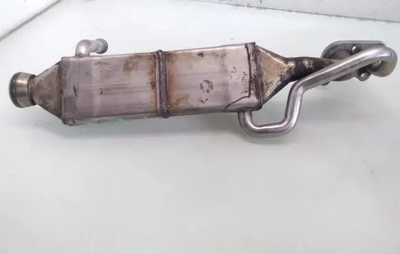 Mercedes-Benz R W251 EGR valve cooler