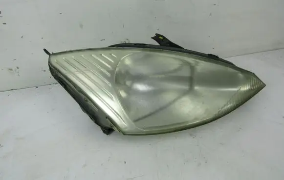 Ford Focus Headlight/headlamp 