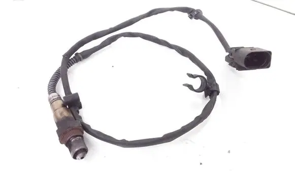 Volkswagen Touareg I Lambda probe sensor 07Z906262 0281004003
