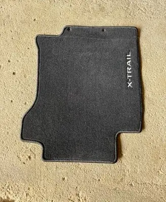 Nissan X-Trail T32 Front floor mat KE7456F001 100294041 D215