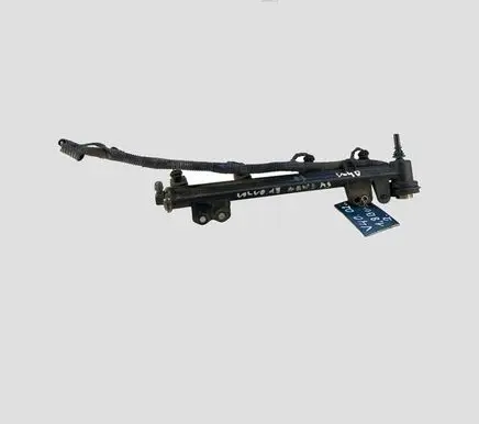 Volvo S40, V40 Fuel main line pipe 9202510