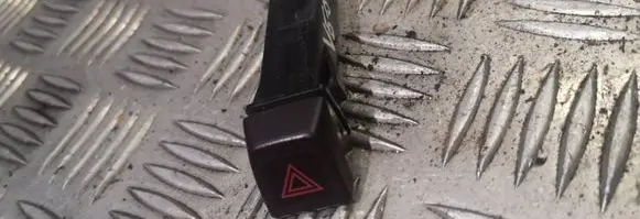 Volvo V50 Hazard light switch 30739296