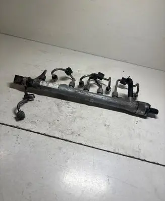 Skoda Octavia Mk2 (1Z) Fuel main line pipe 03L130089B 700000314