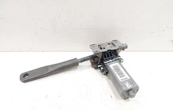 Peugeot 508 RXH Seat adjustment motor 984685105 D358900