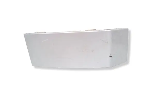 Volvo XC90 Rear/tail light trim molding 8620820