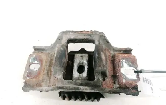 Mazda 2 Engine mount bracket 5S617M121AA 5S61-7M121-AA