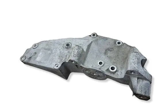Ford Mondeo MK IV Generator/alternator bracket 7G9Q10K018AA 9662533080