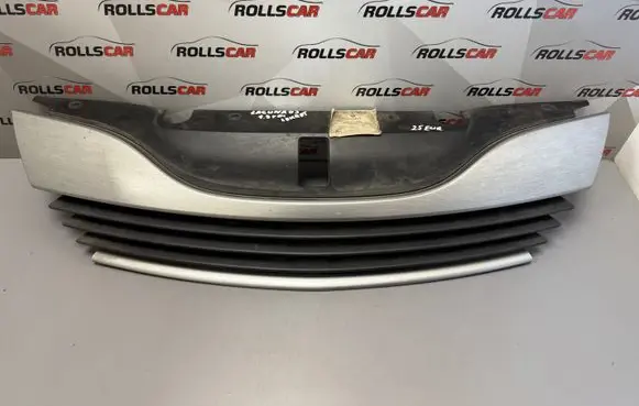 Renault Laguna II Front grill 8200012581