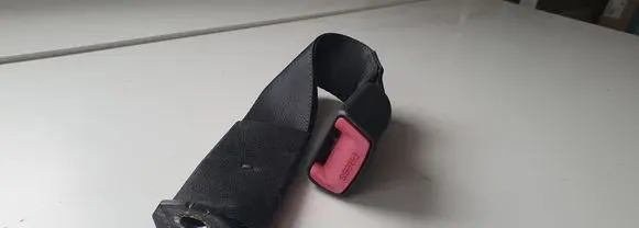 Toyota RAV 4 (XA30) Rear seatbelt buckle