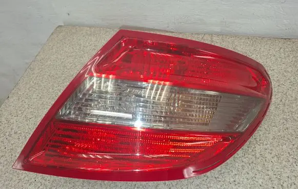 Mercedes-Benz C W204 Rear/tail lights 2048203064R 753030