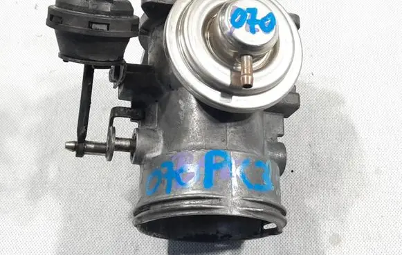 Volkswagen Transporter - Caravelle T5 EGR valve 070128073