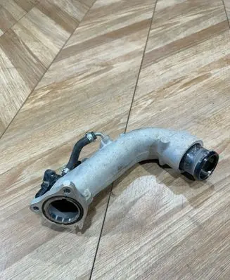 Nissan Navara D23 Turbo air intake inlet pipe/hose 144D24359R 8518820003