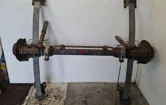 Renault Master III Rear axle beam GALINISTILTAS