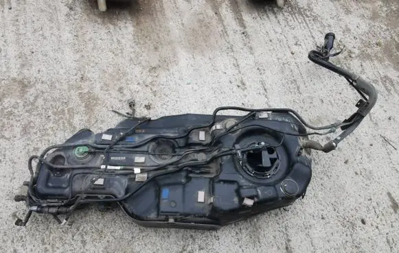 Ford Explorer VI Fuel tank L1M39002JE