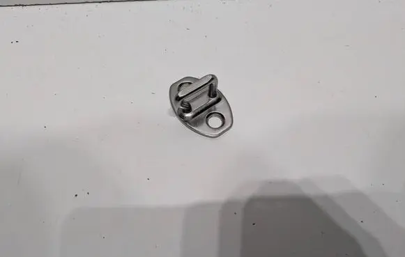 Volkswagen PASSAT CC Front door lock loop/hook striker 3C0837033B
