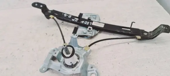 Seat Leon (1P) Rear door manual window regulator 1P0839462 983260101