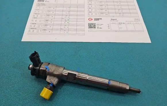 Renault Express Fuel injector 0445110800 IMPRK1560436