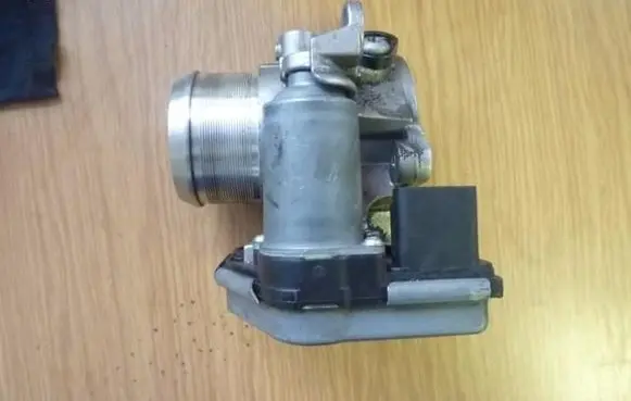 Jaguar XF Throttle body valve 9687888280 VD838