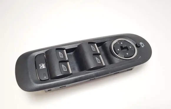 Ford Mondeo MK IV Electric window control switch 7S7T14A132BC