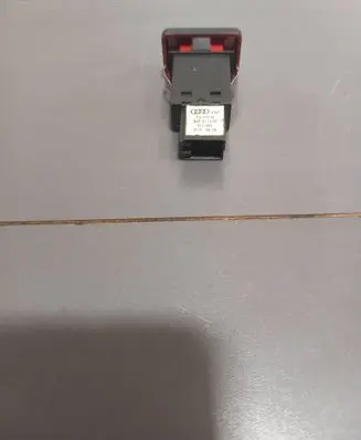 Audi A4 S4 B7 8E 8H Hazard light switch 8E0941509