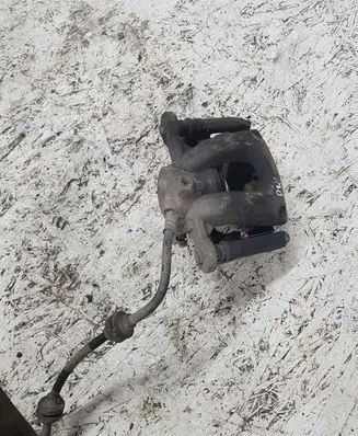 BMW 1 E81 E87 Front brake caliper