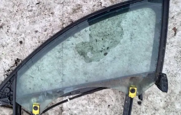 Front door window glass four-door