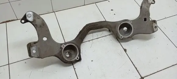 Porsche Cayenne (9PA) Engine mounting bracket 94837530902