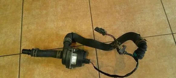 Jaguar XF X260 Electric auxiliary coolant/water pump EPLA8501CA