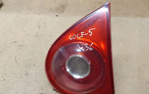 Volkswagen Golf V Tailgate rear/tail lights 1K6945094J 1K6945108C 4VFX15500AA