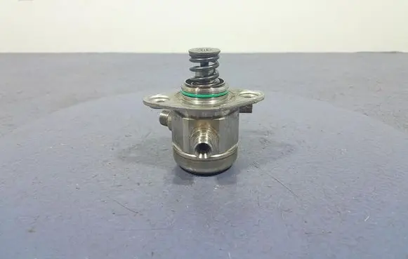 Porsche Cayenne (9PA) Fuel injection high pressure pump 0P2127026A