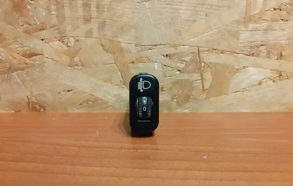 Mercedes-Benz Sprinter W906 Headlight level height control switch 9068260038 1615
