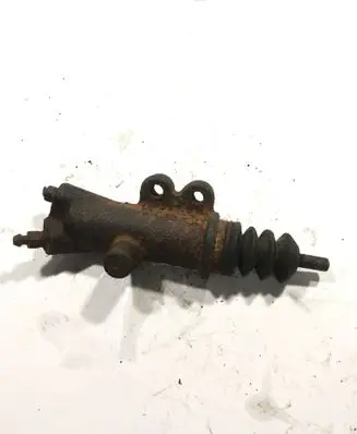 Clutch slave cylinder