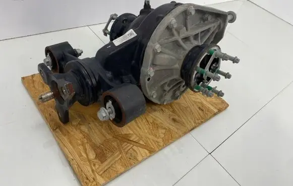 Chevrolet Camaro Rear differential 84035825