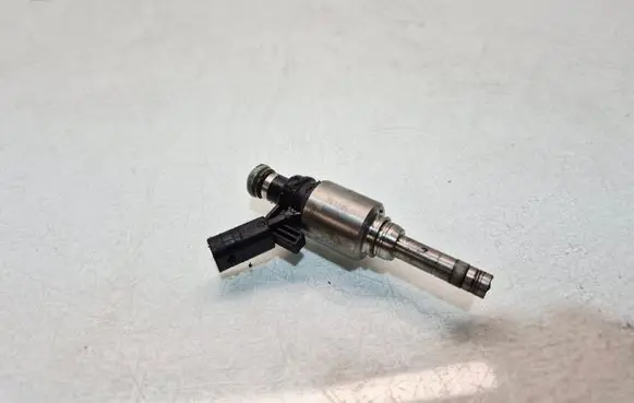 Audi Q5 SQ5 8R Fuel injector 06J906036G